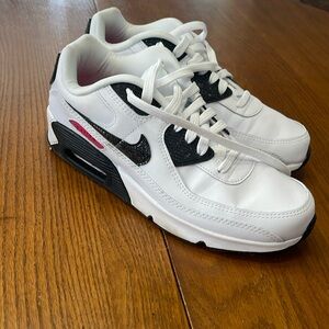 Nike air max tennis shoes